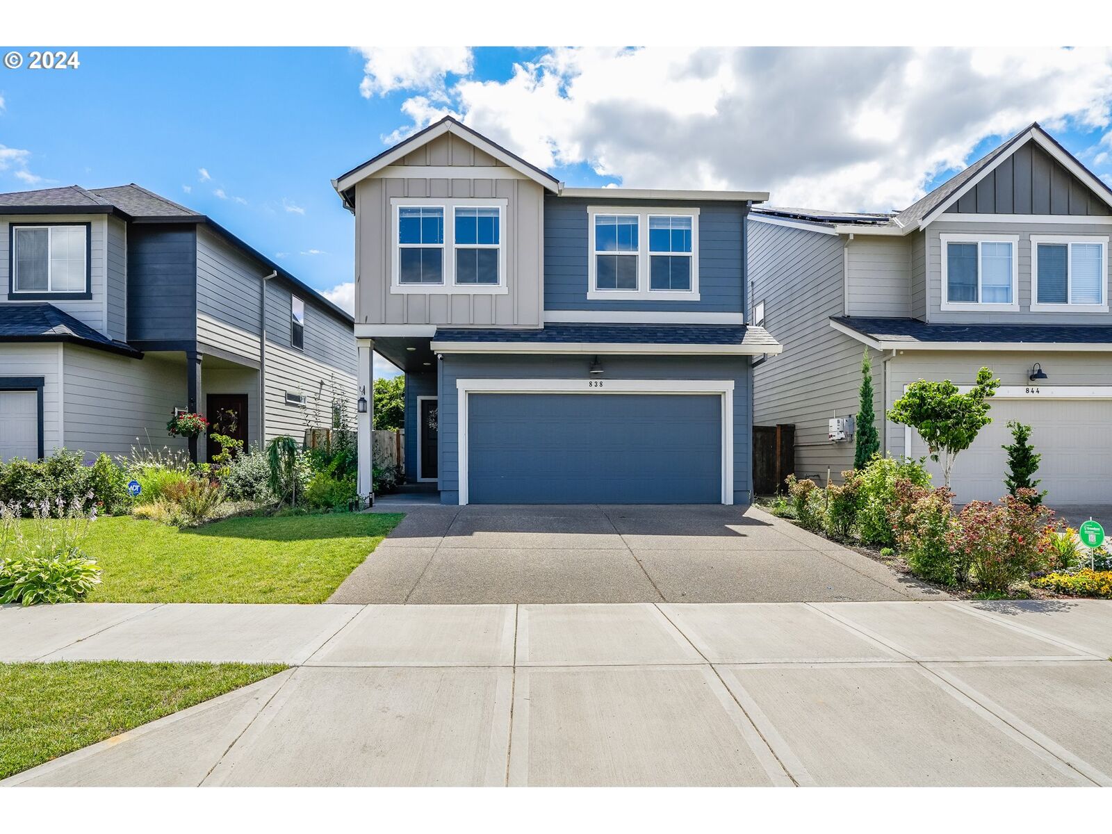 Property Photo: 838 Ben Brown Ln OR 97071