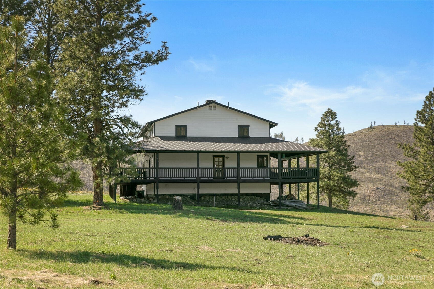 Property Photo: 696 Texas Creek Rd WA 98814