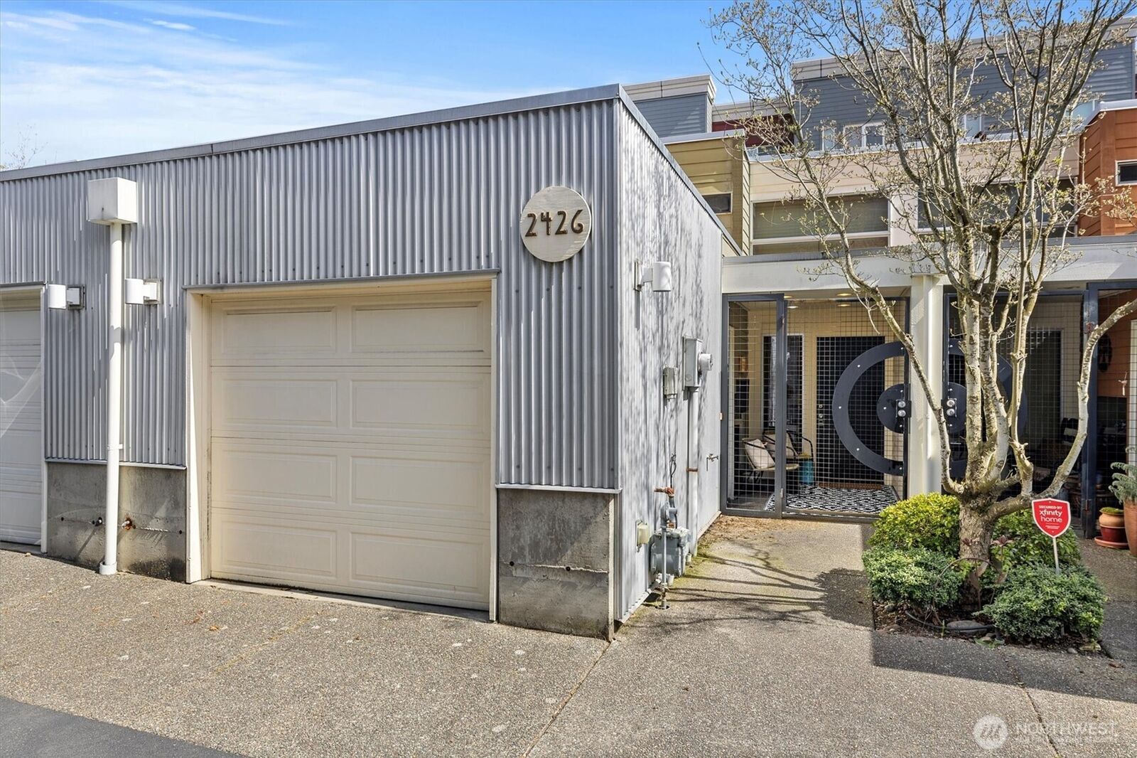 Property Photo:  2426  Yakima Court  WA 98405 