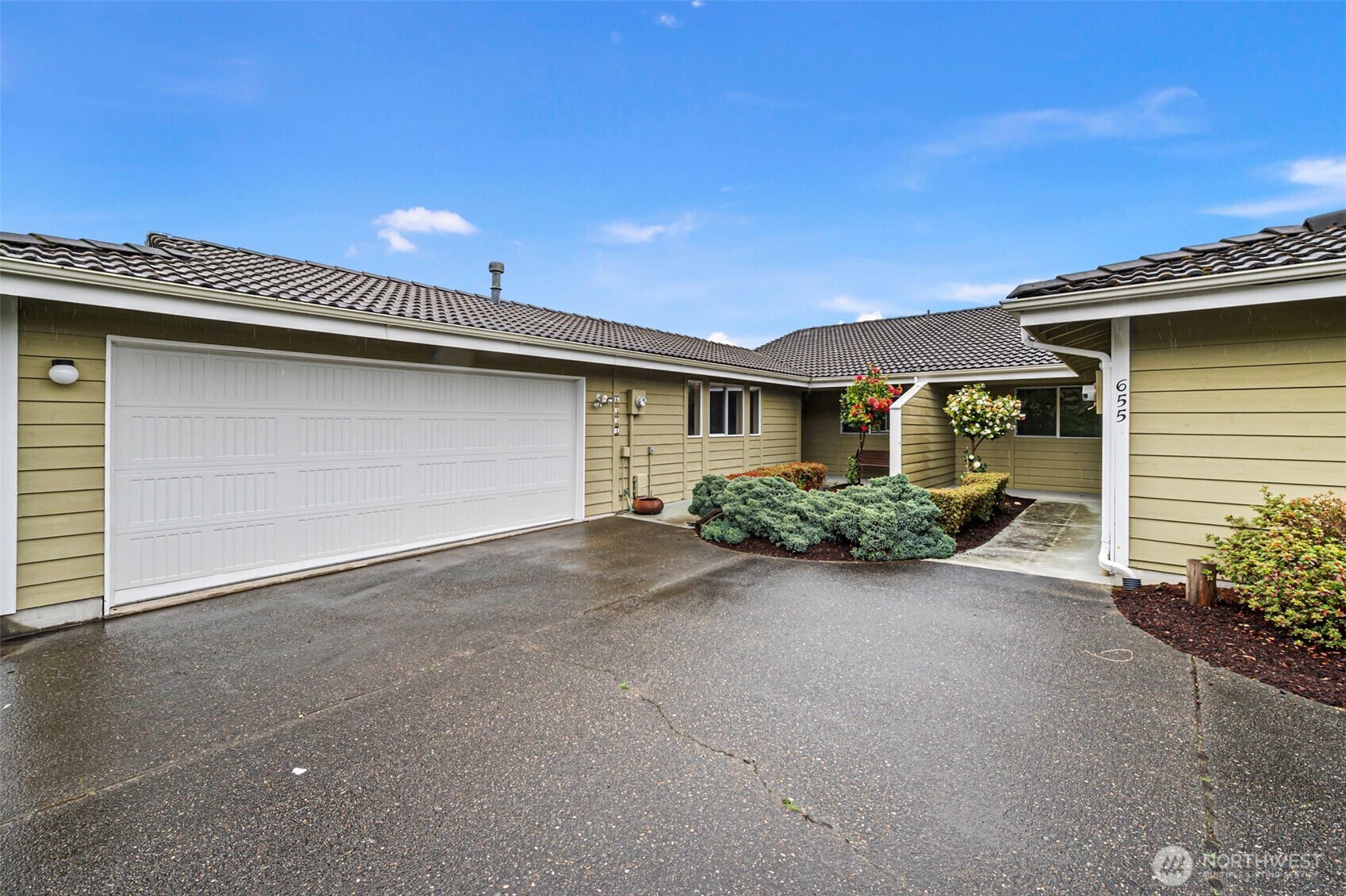 Property Photo:  6551 6553  Snug Harbor Lane  WA 98335 