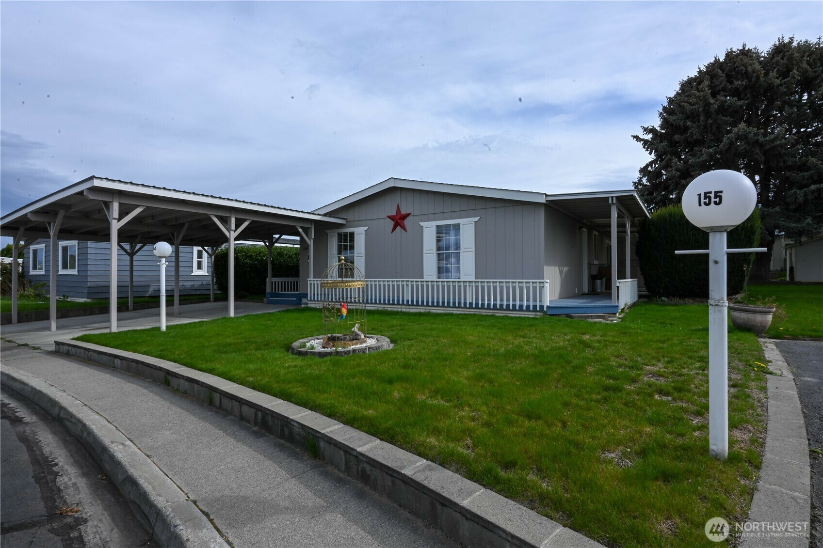 7901 W Clearwater Avenue 154  Kennewick WA 99336 photo