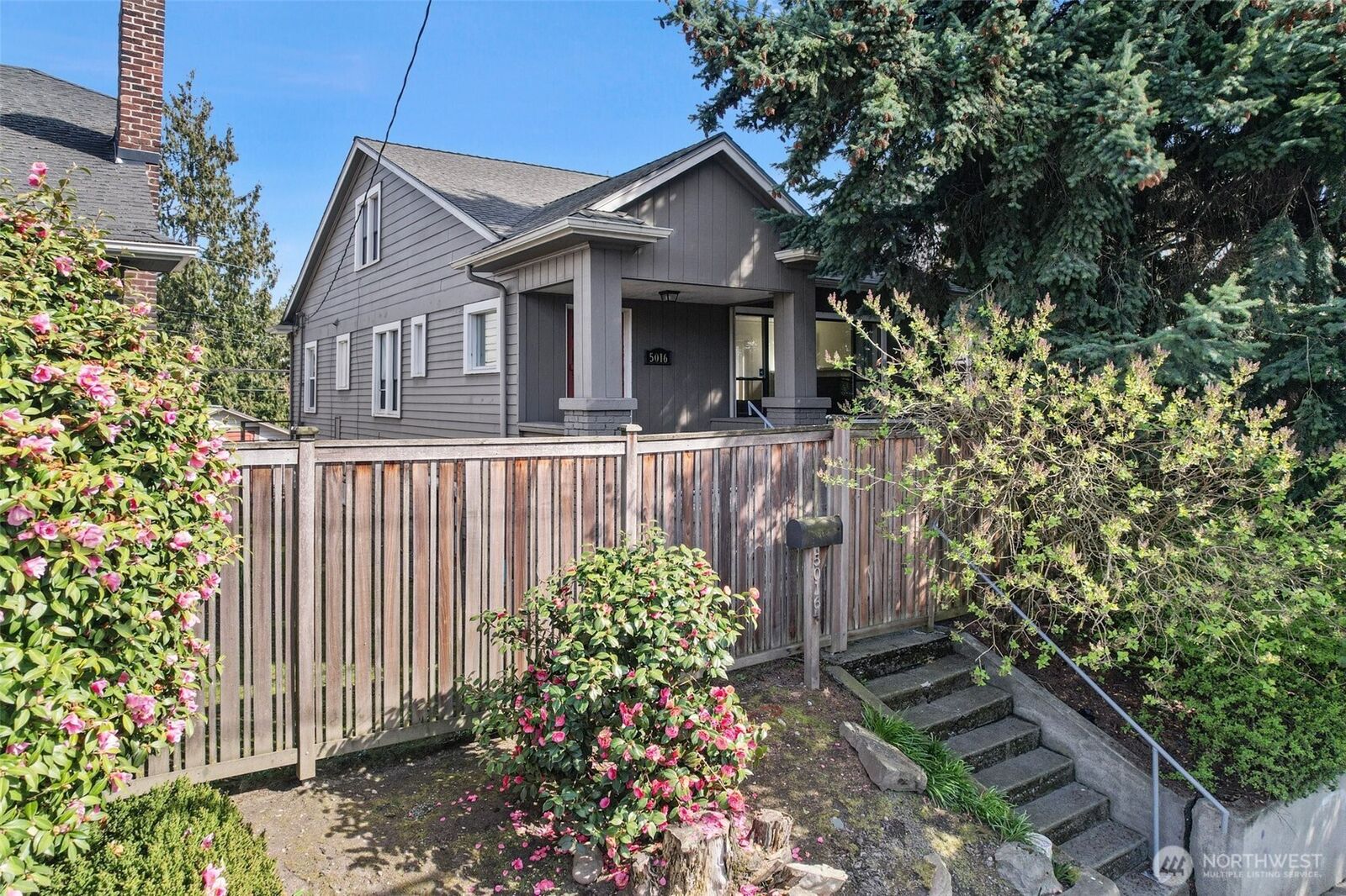 Property Photo: 5016 7th Ave NE WA 98105