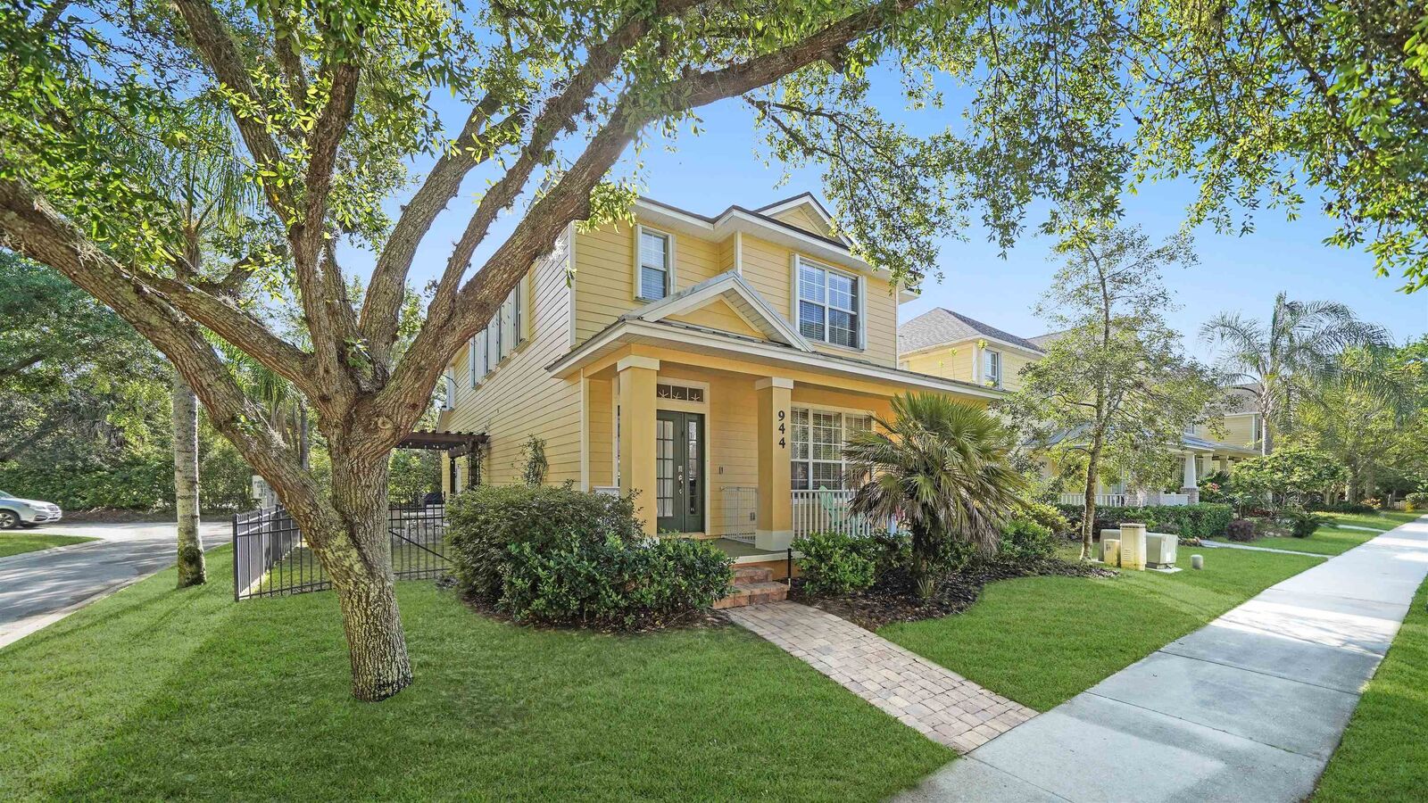 Property Photo:  944 Saltwater Cir  FL 32080
