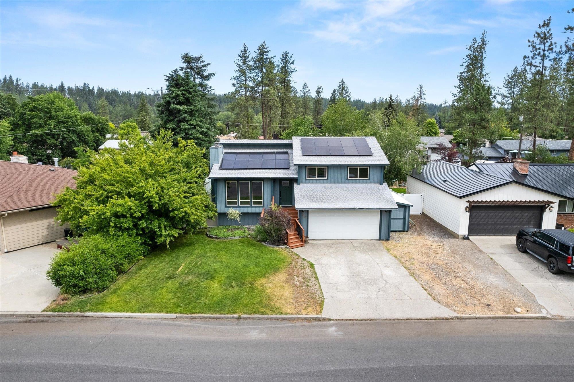 Property Photo:  817 E Brentwood Dr  WA 99208 