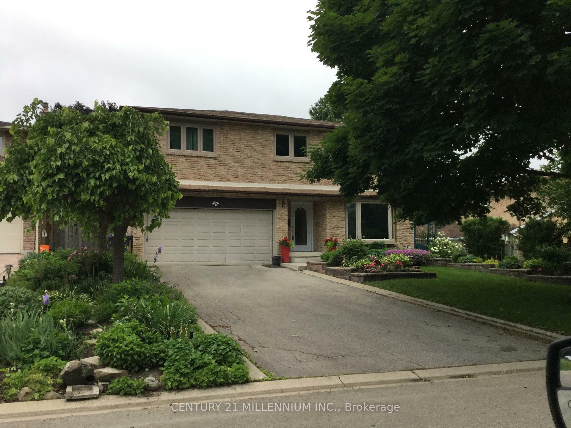 4 Marchmount Crescent  Brampton ON L6S 2S9 photo