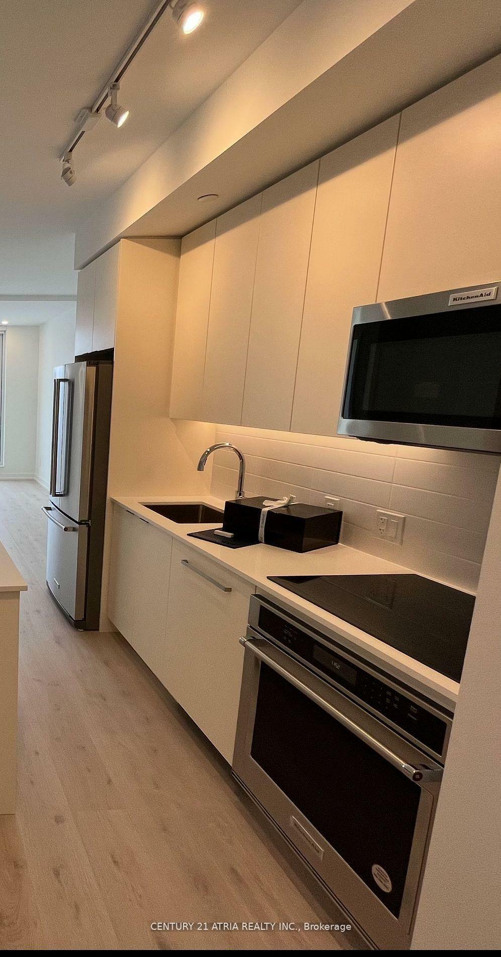 Property Photo: 181 Sheppard Avenue E 808 ON M2N 3A6