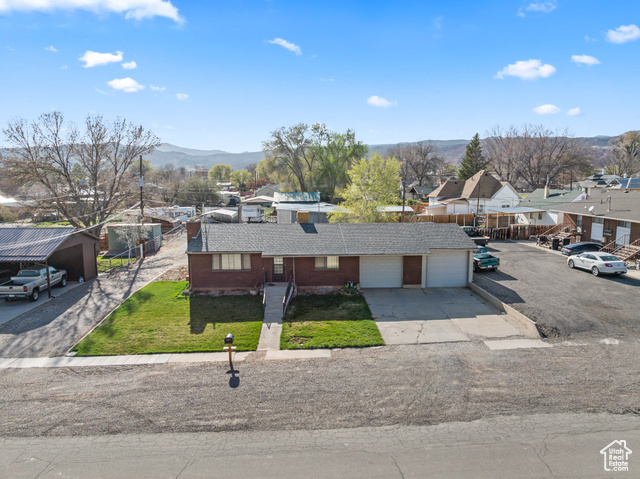 Property Photo: 40 S 400 E UT 84701