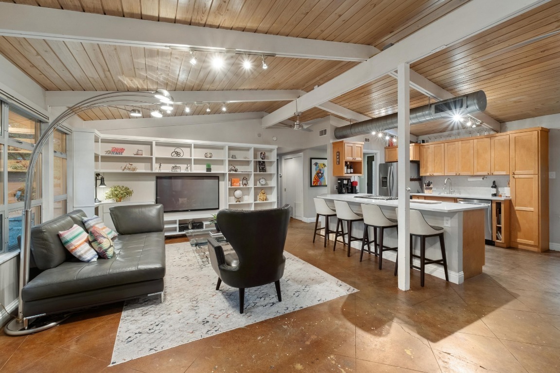 Property Photo: 2301 Westway Circle TX 78704