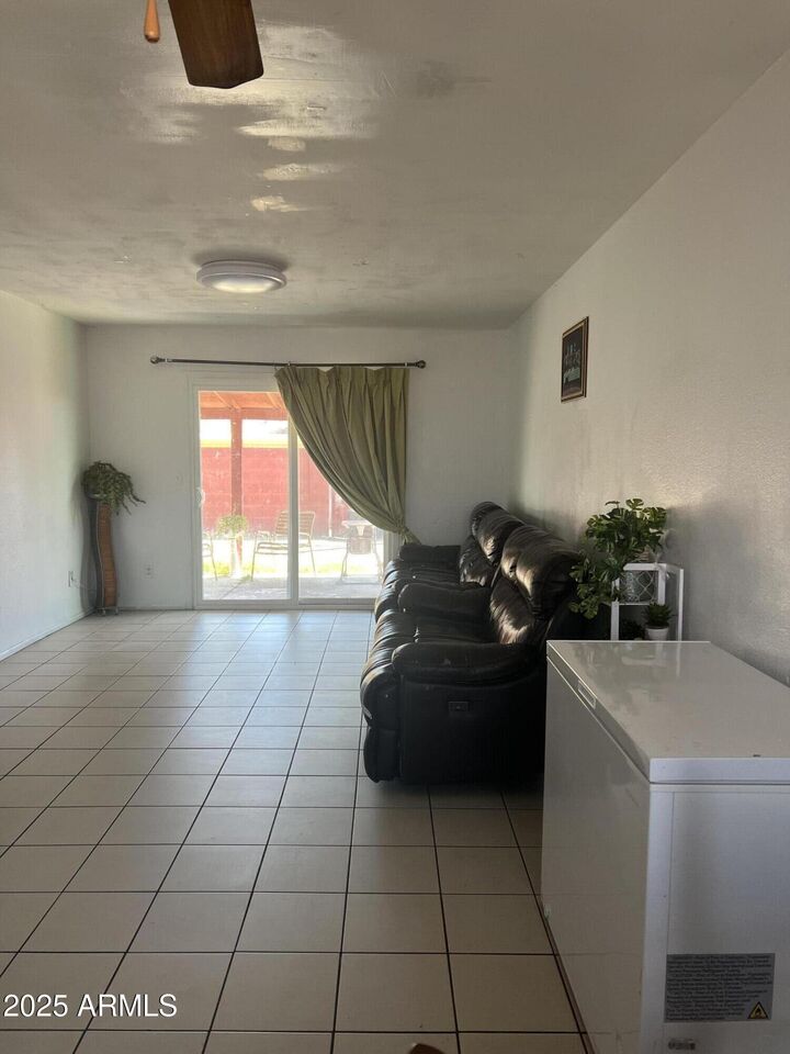 Property Photo: 2829 W Marlette Avenue AZ 85017
