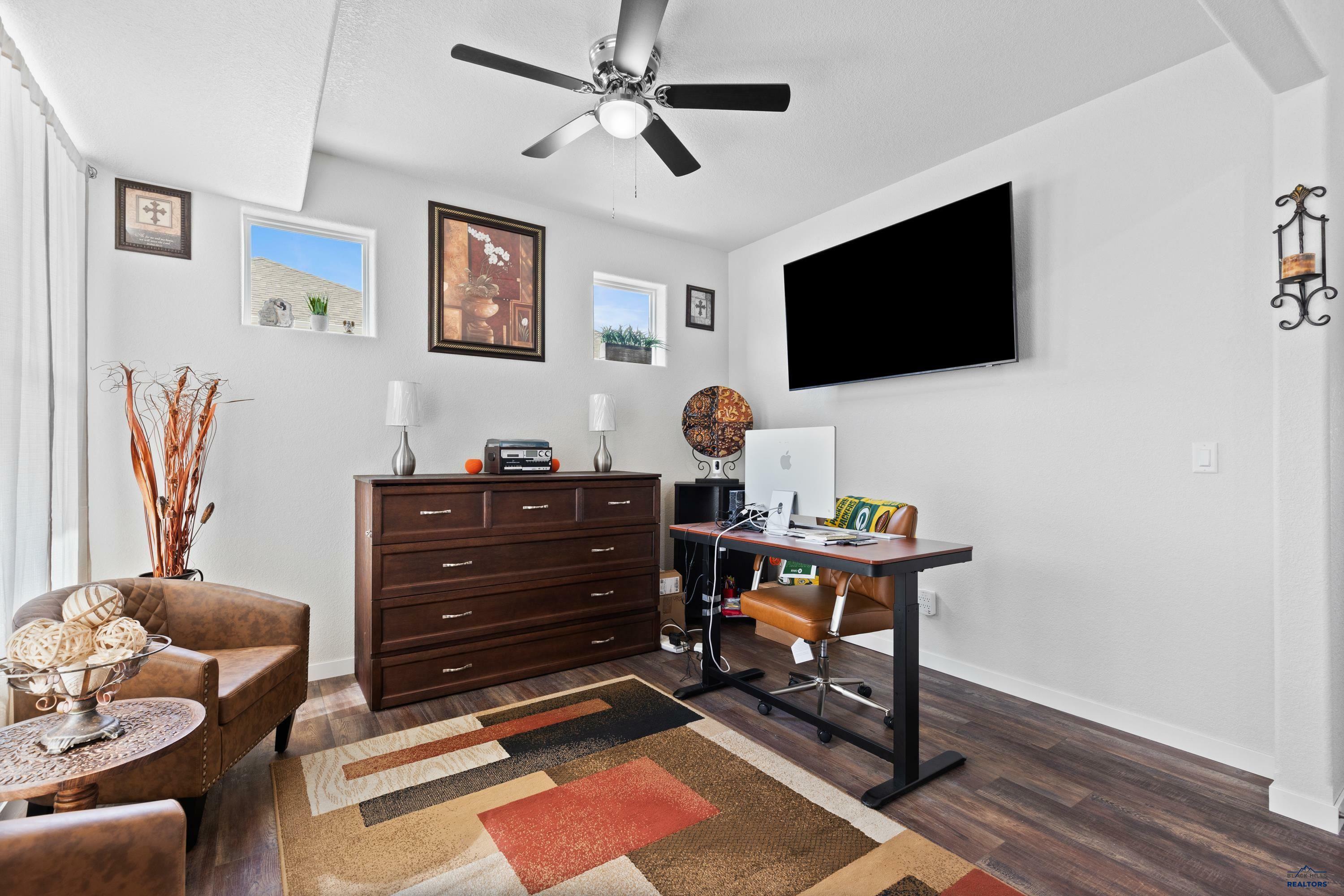 Property Photo: 552 Aaron Ct SD 57703
