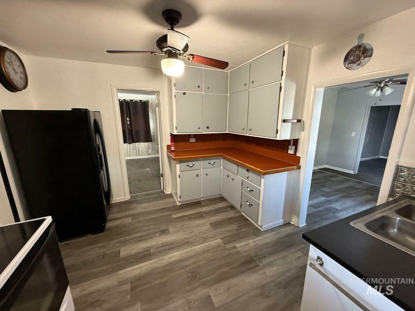 Property Photo: 522 Ellis Ave ID 83555