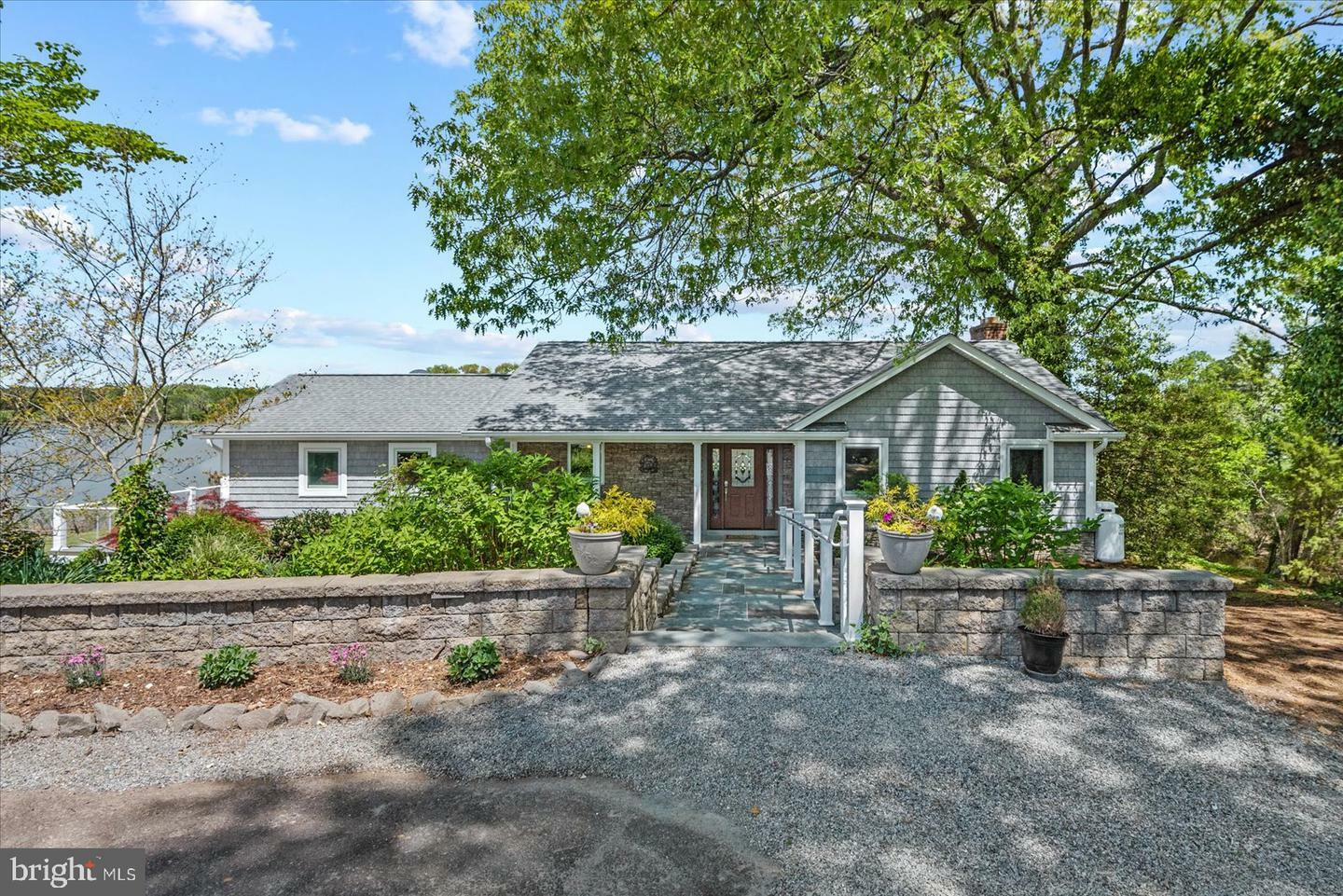 Property Photo: 20345 Ridge Road VA 22443