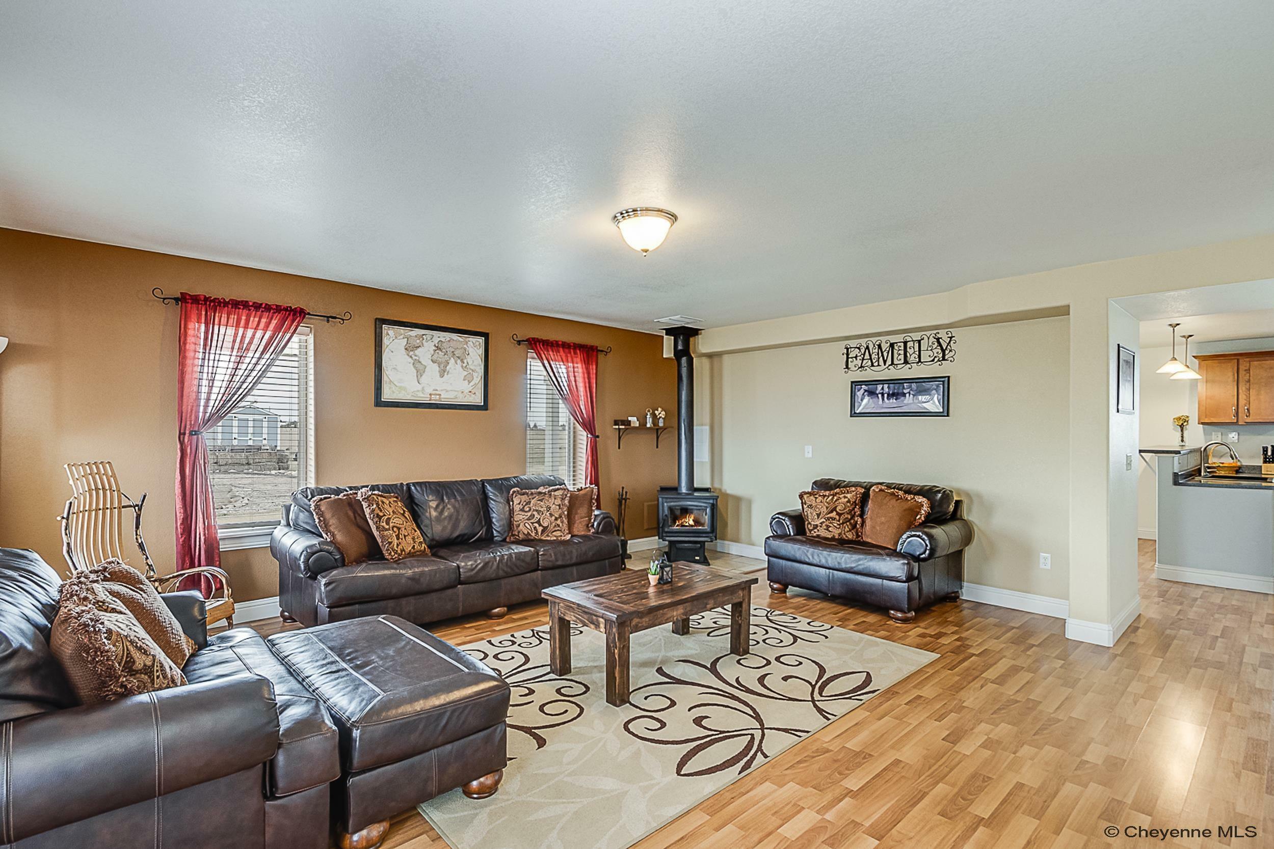 Property Photo: 9176 Kooper Trl WY 82009