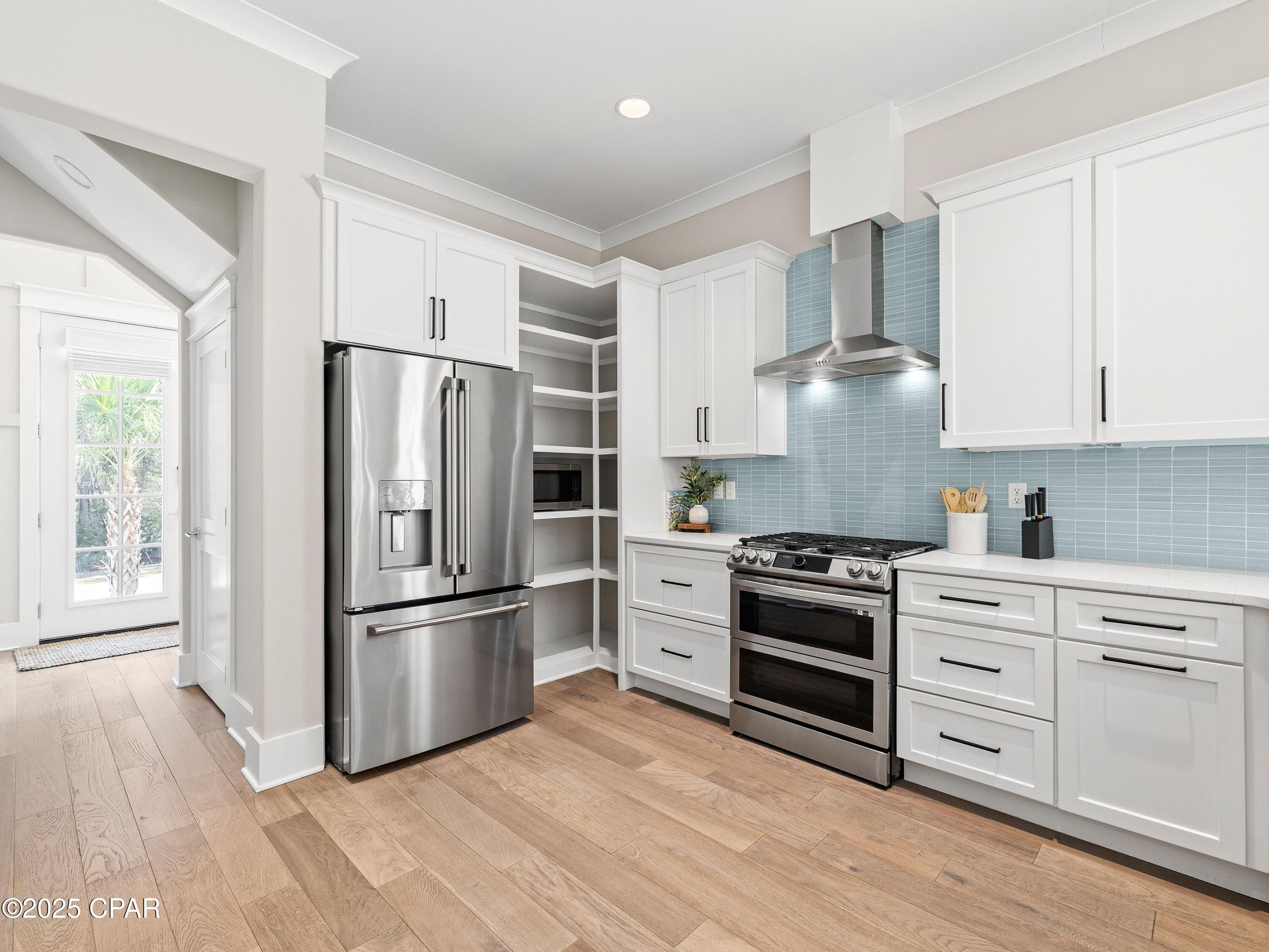 Property Photo: 115 Grande Pointe Circle FL 32461