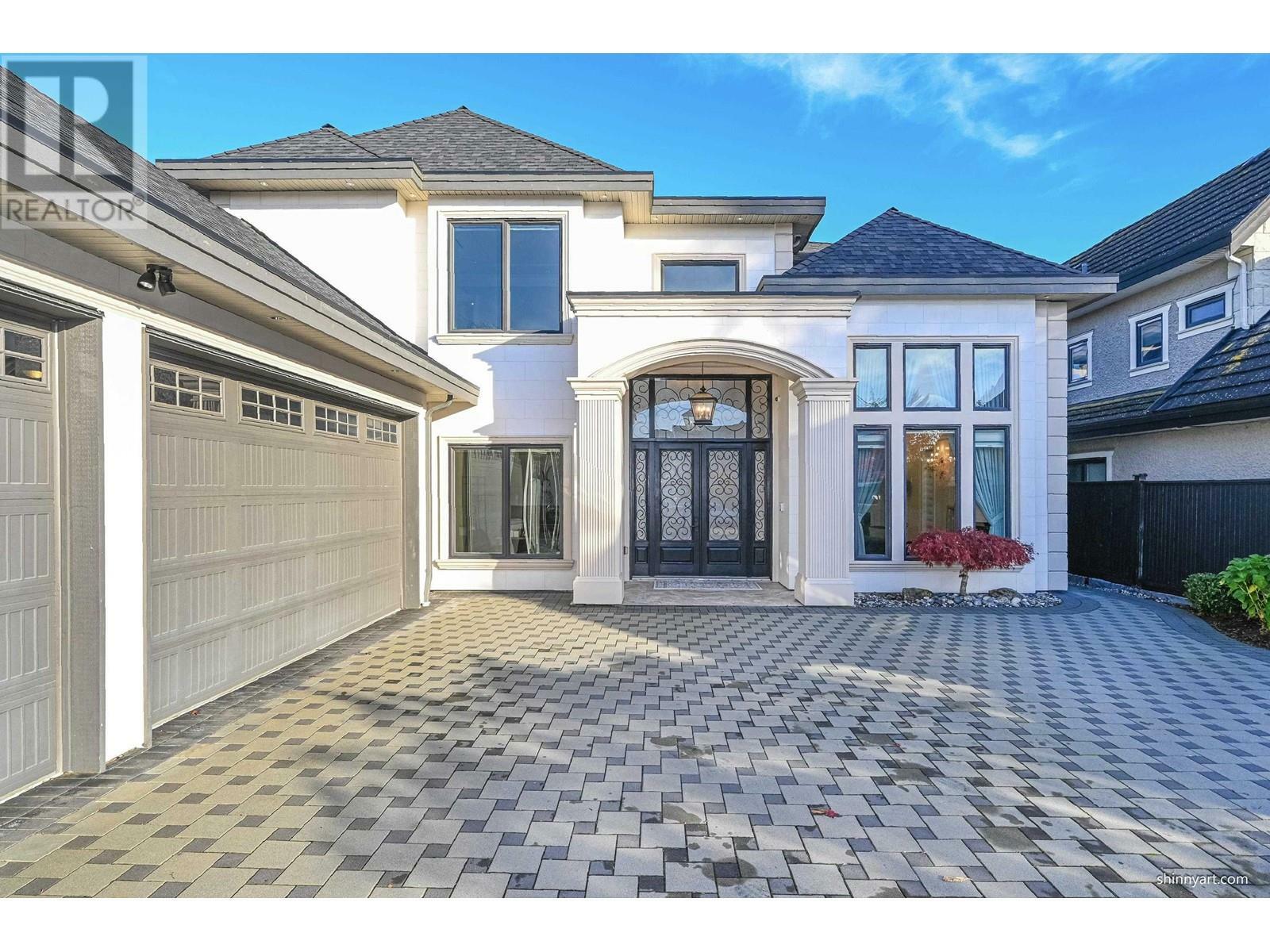 Property Photo: 4960 Larkspur Avenue BC V7C 2J3