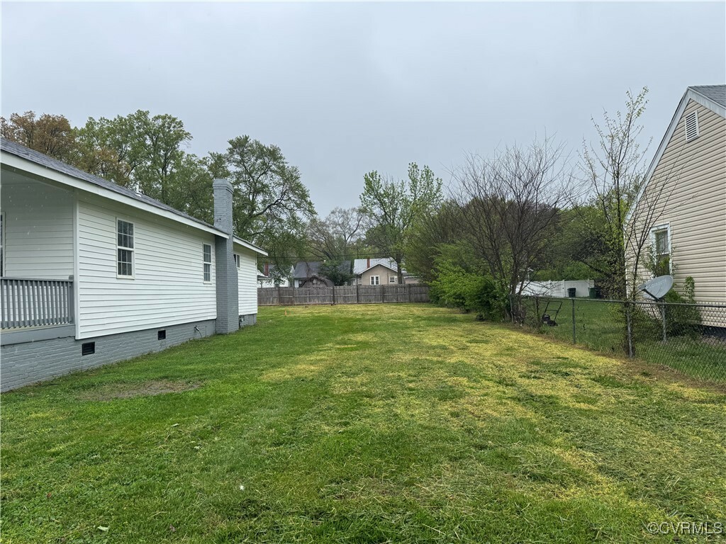 Property Photo:  3105 1/2 Logandale Avenue  VA 23224 