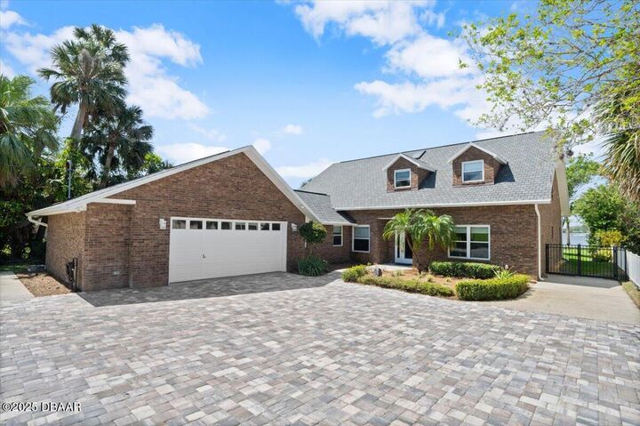 Property Photo:  1517 N Halifax Avenue  FL 32118 