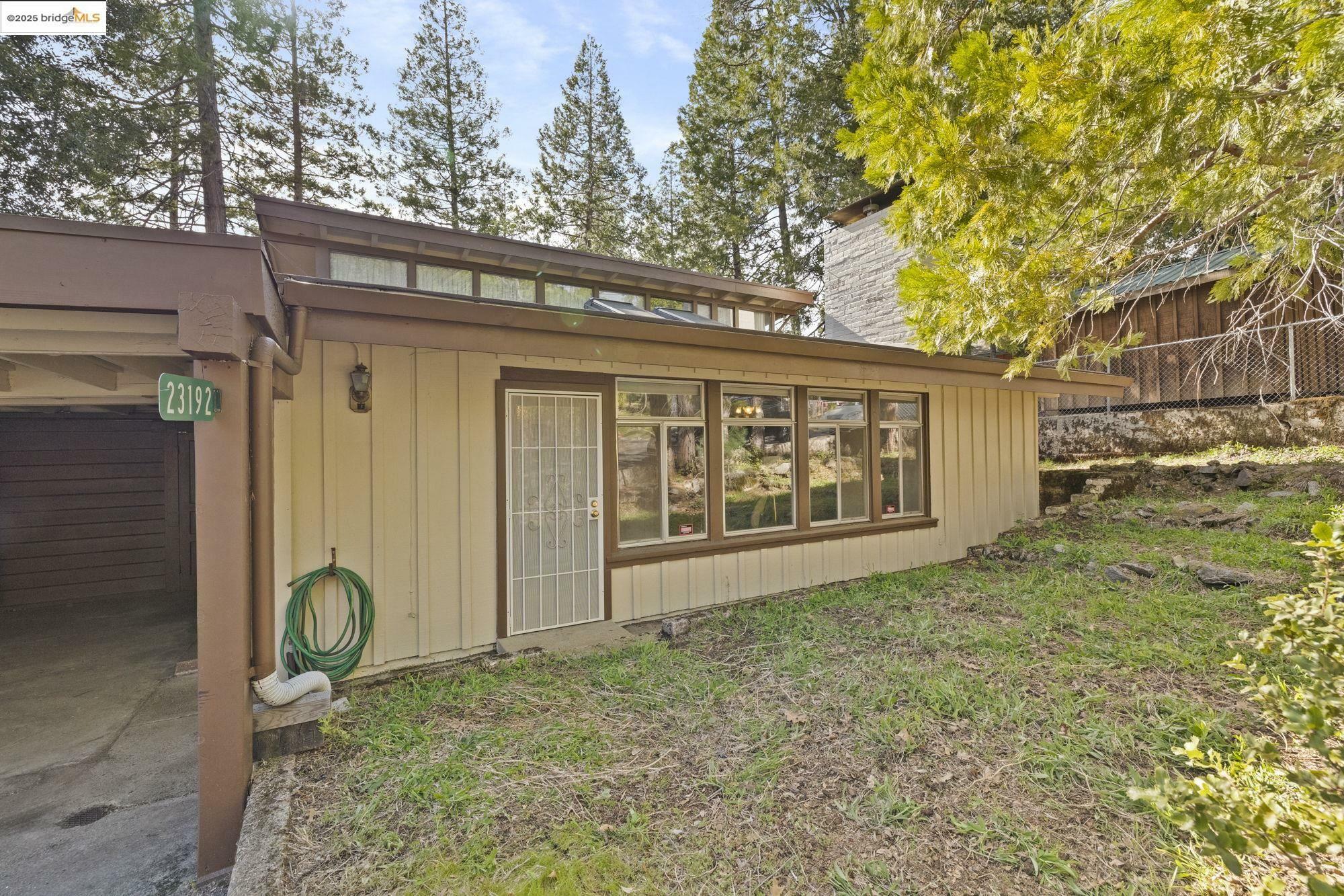 Property Photo:  23192 Cresta Dr  CA 95383 