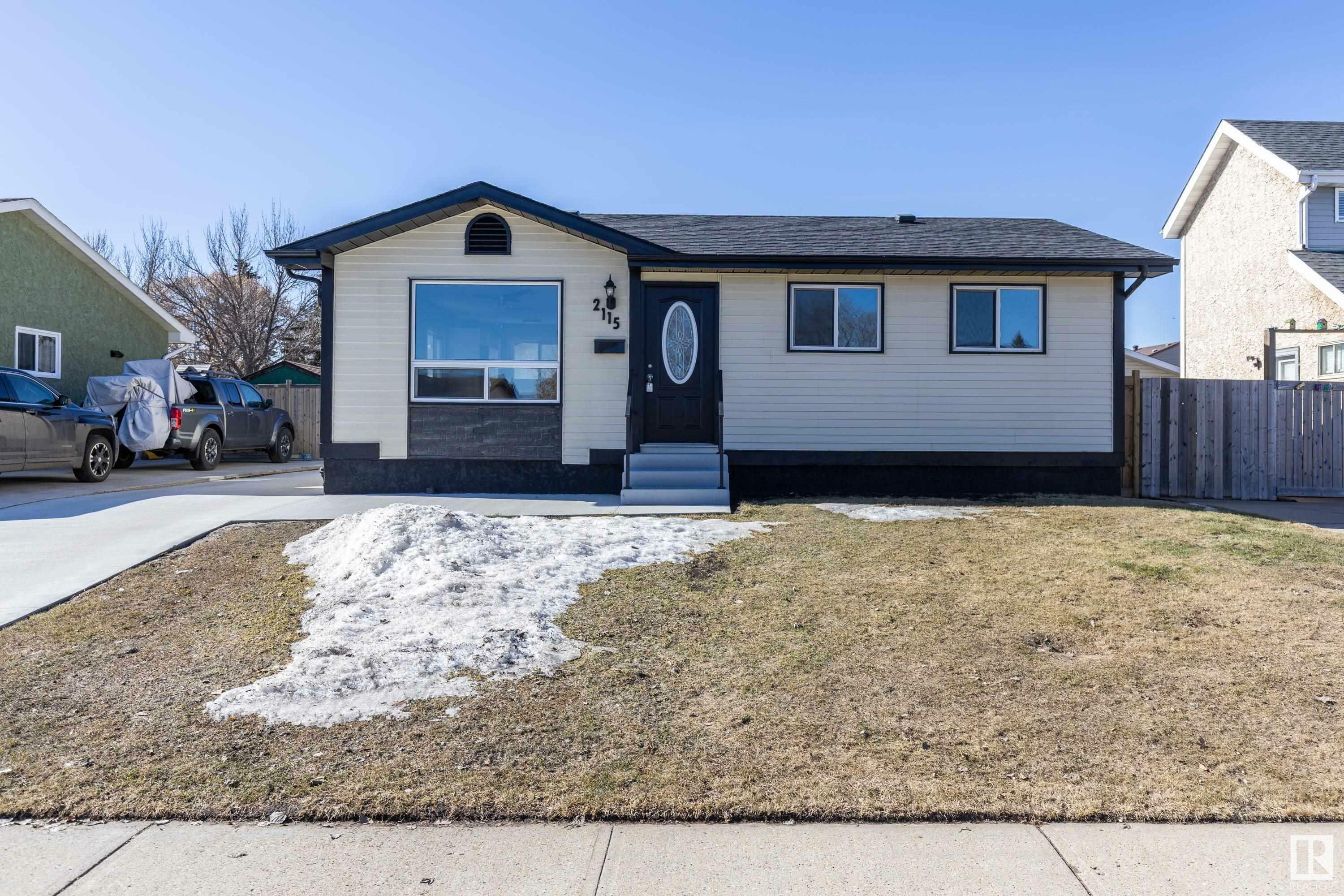 2115 145 Avenue NW  Edmonton AB T5Y 1V1 photo
