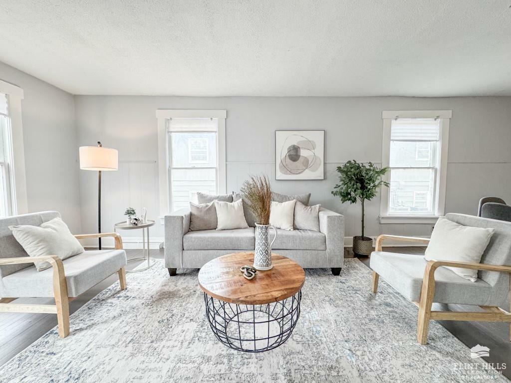 Property Photo: 1105 Kearney Street KS 66502