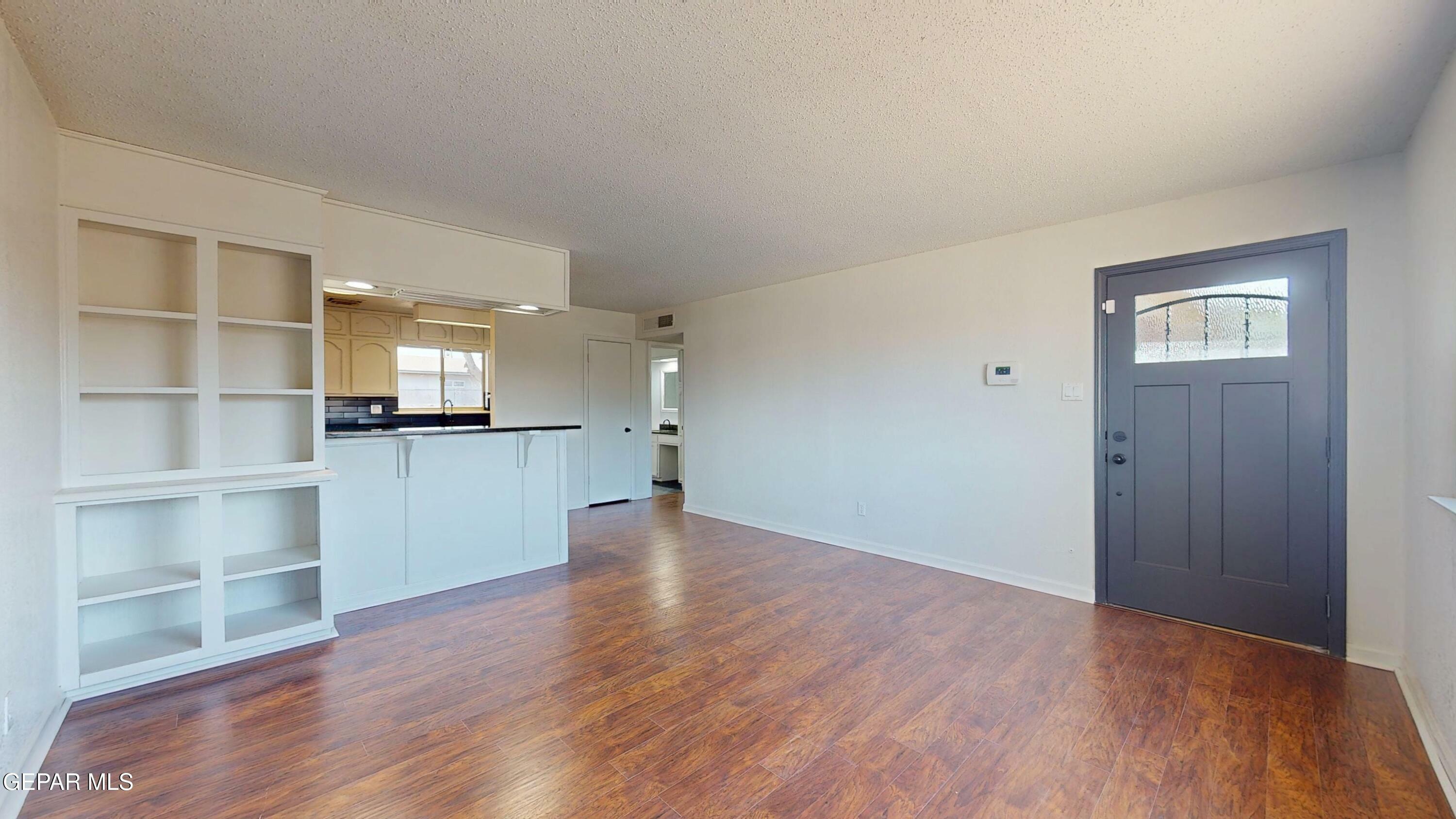 Property Photo: 5809 Threadgill Avenue TX 79924