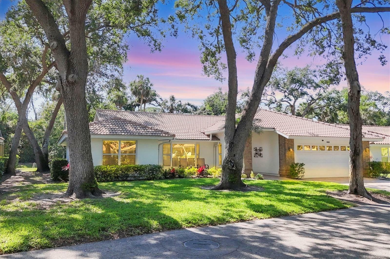 Property Photo:  5712 Garden Lakes Fern  FL 34203 