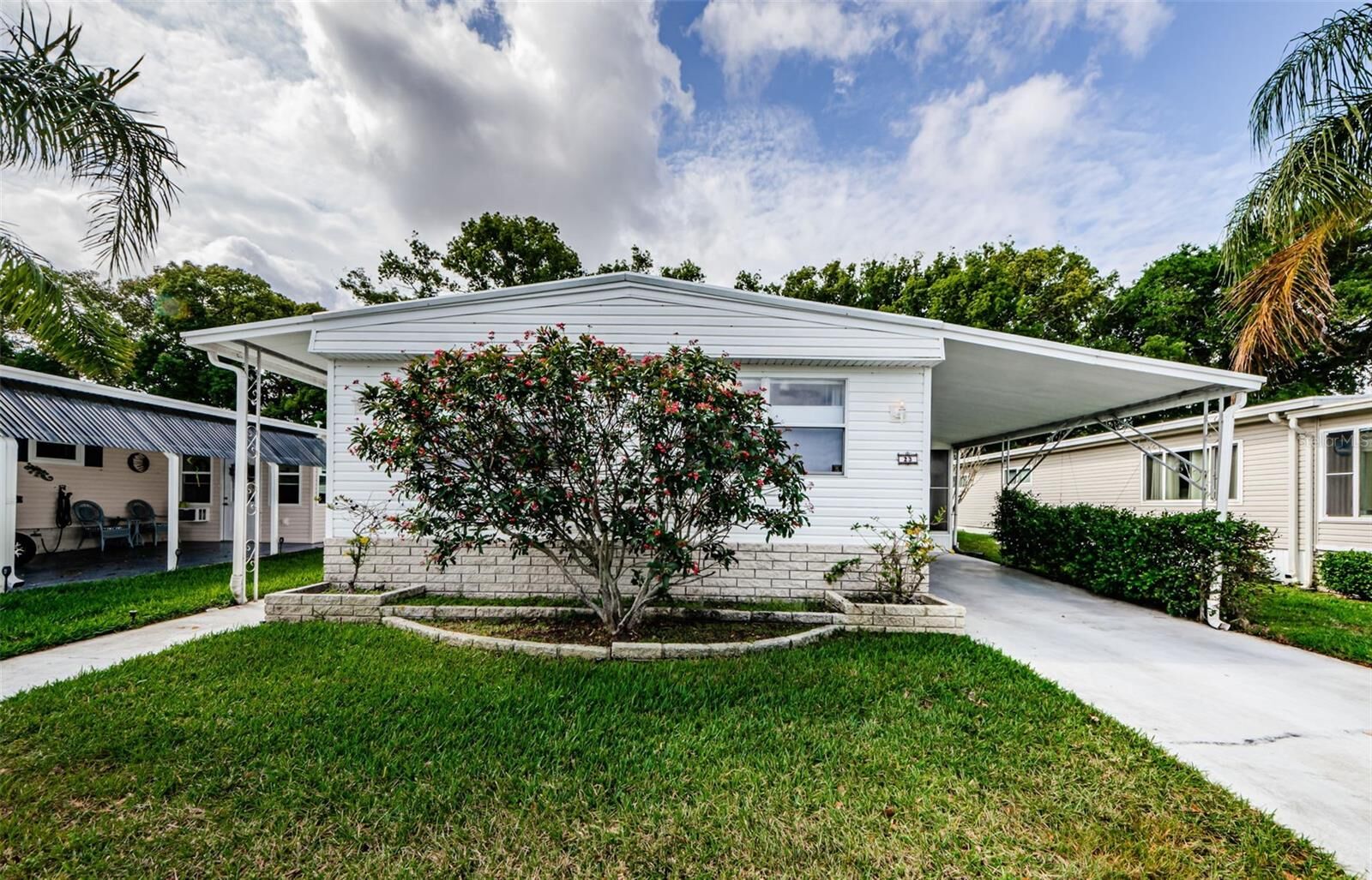 Property Photo: 39820 US Highway 19 N 23 FL 34689