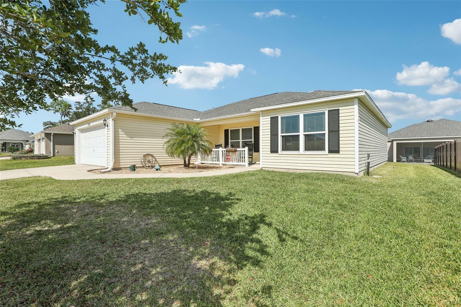 Property Photo: 3329 Boyd Circle FL 34484