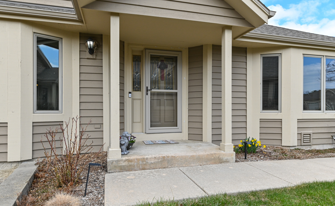 Property Photo: W243n2221 Deer Park Dr A WI 53072