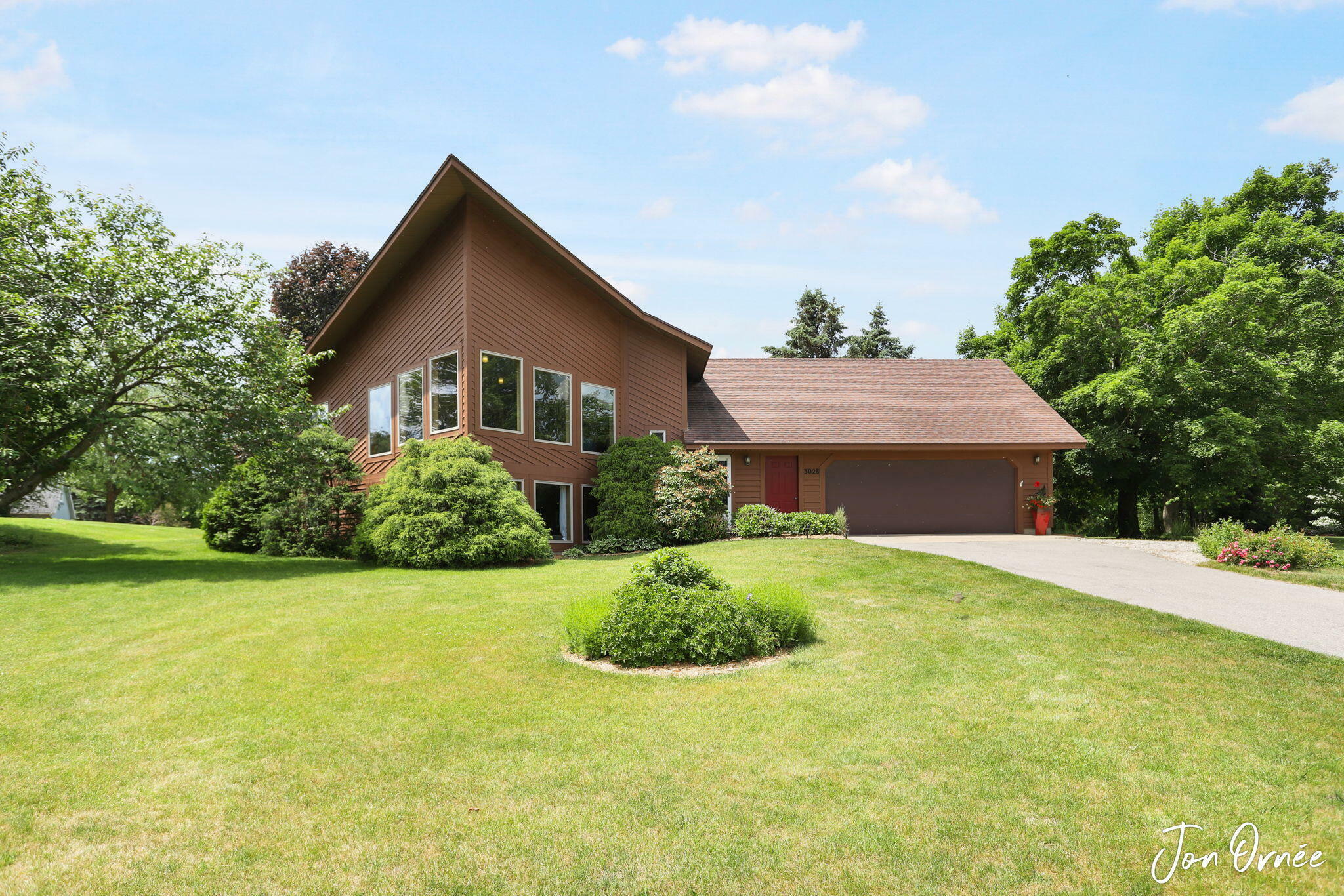 Property Photo: 3028 Harbor Road MI 49406