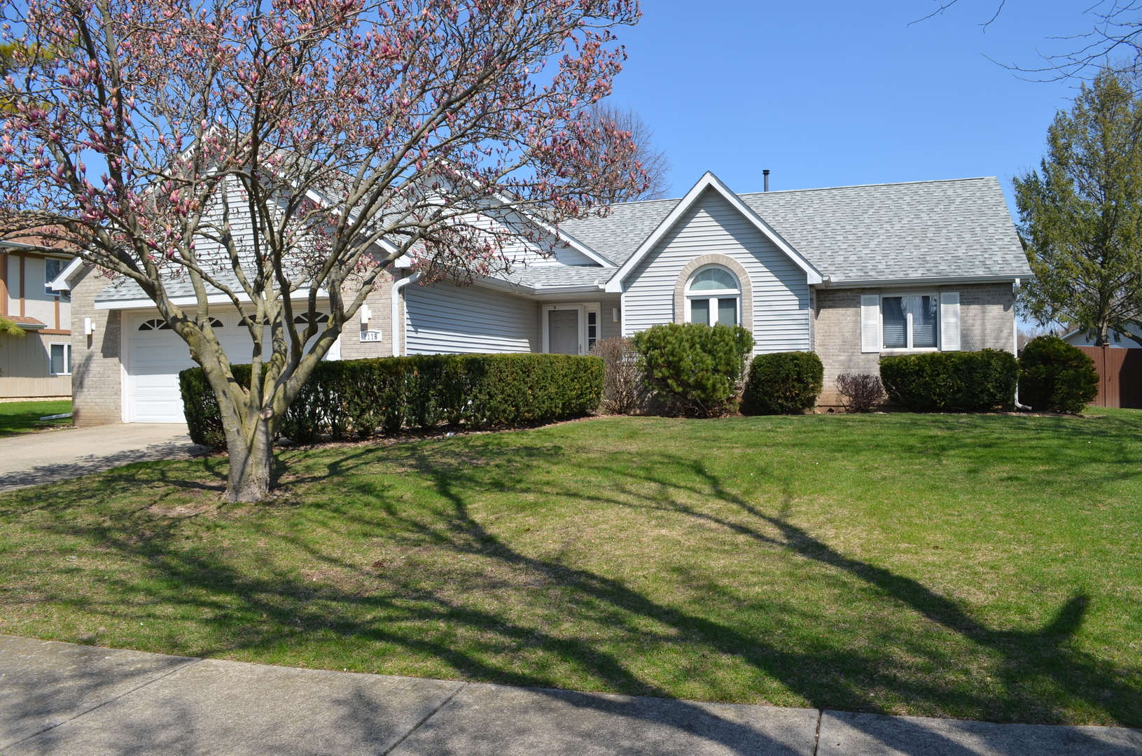 1118 Windsor Drive  Shorewood IL 60404 photo