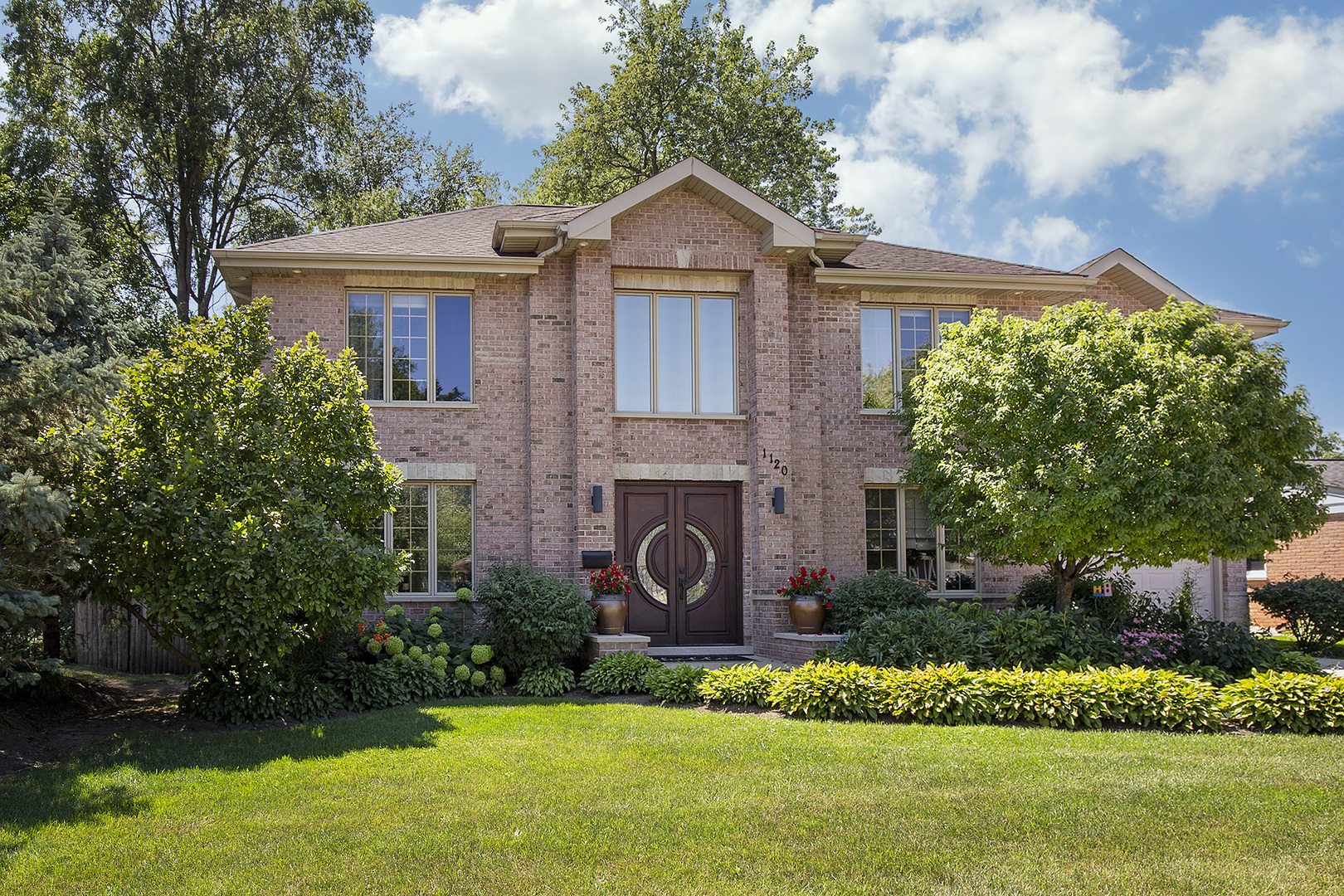 Property Photo: 1120 Midway Road IL 60062