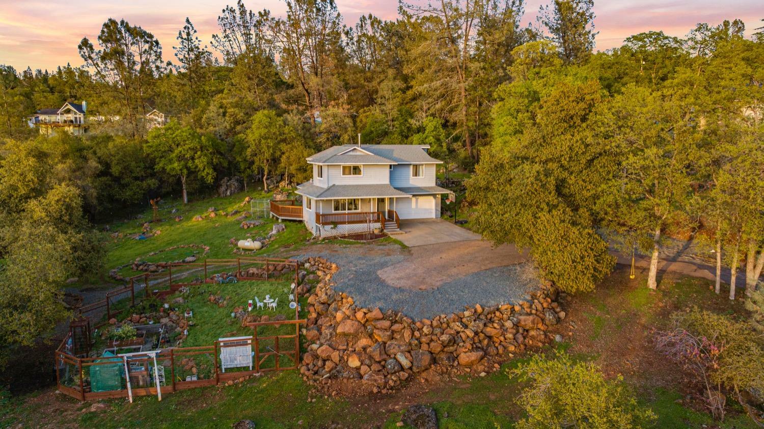 Property Photo: 11080 E Lime Kiln Road CA 95949