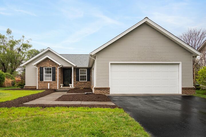 305 Cedar Hill Drive  Blacksburg VA 24060 photo