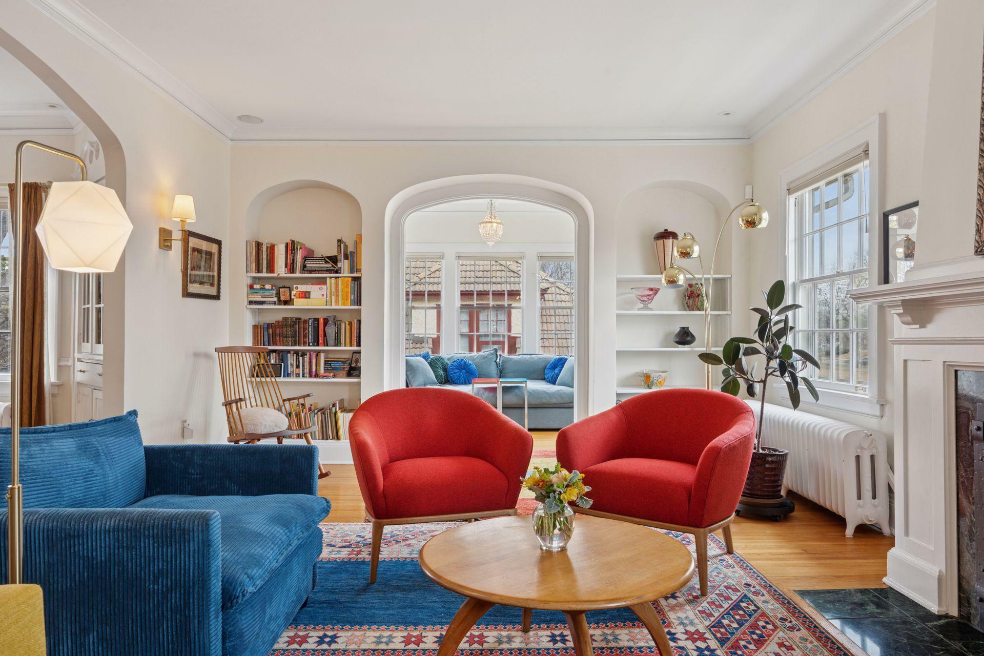 Property Photo:  1917 Summit Avenue 2  MN 55105 