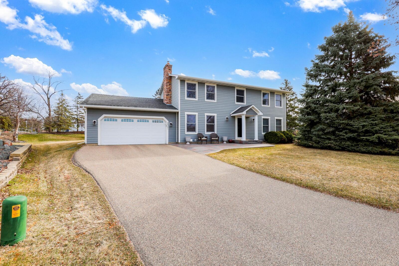 Property Photo:  8901 Vincent Place  MN 55431 