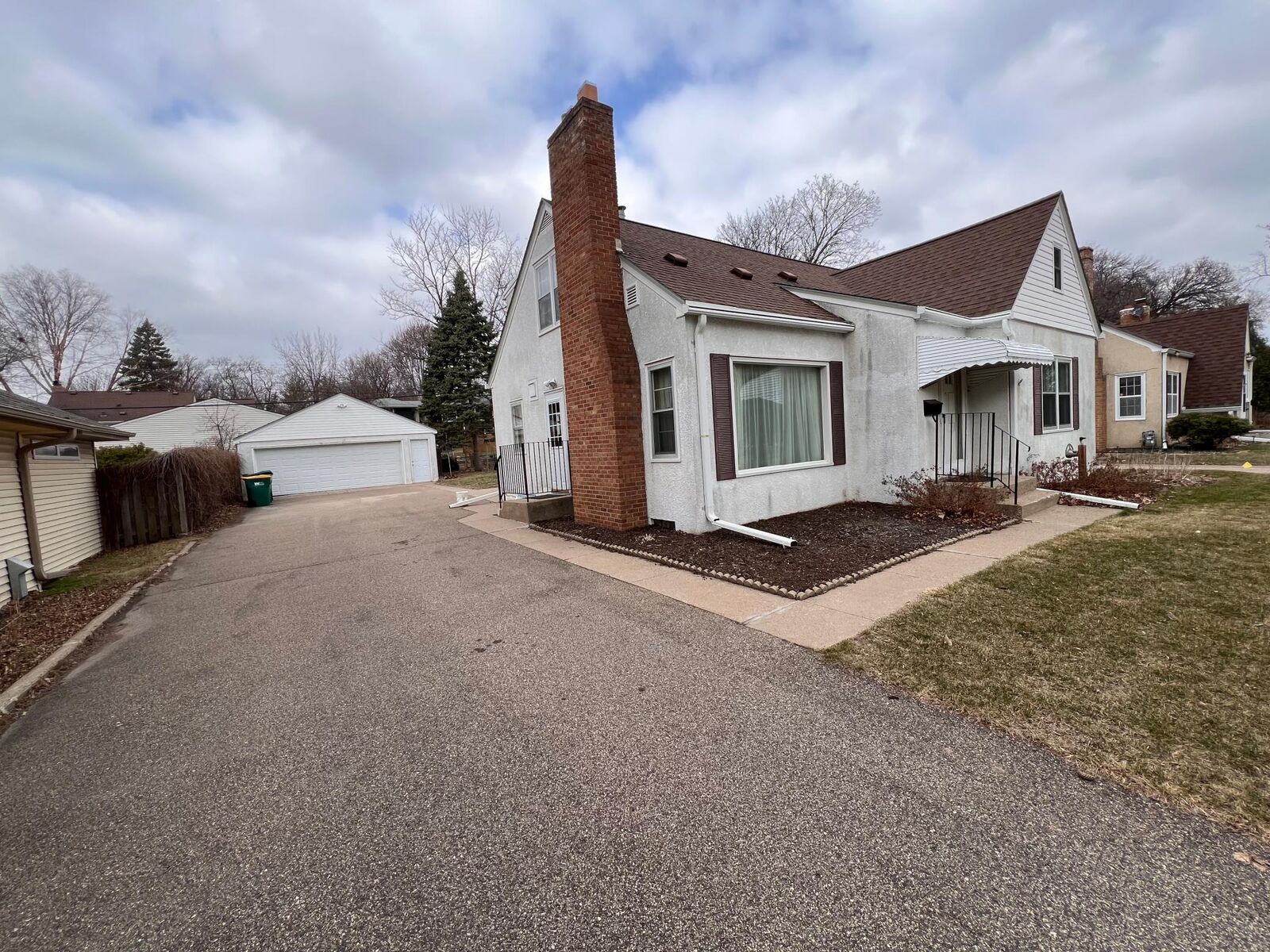 Property Photo: 6410 Logan Avenue S MN 55423