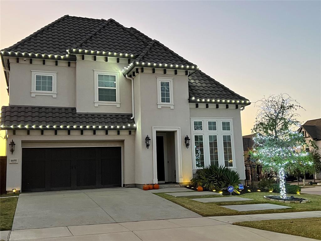 Property Photo: 6691 Titus Lane TX 75036