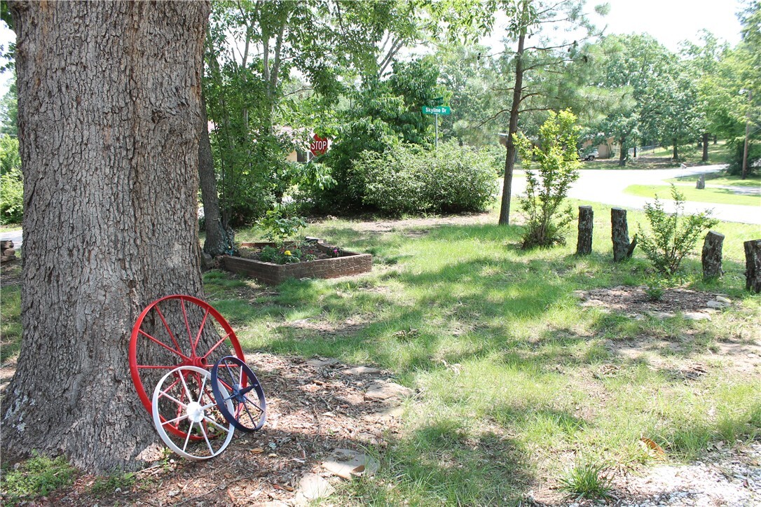 Property Photo: 701 Crossbow Road AR 72740