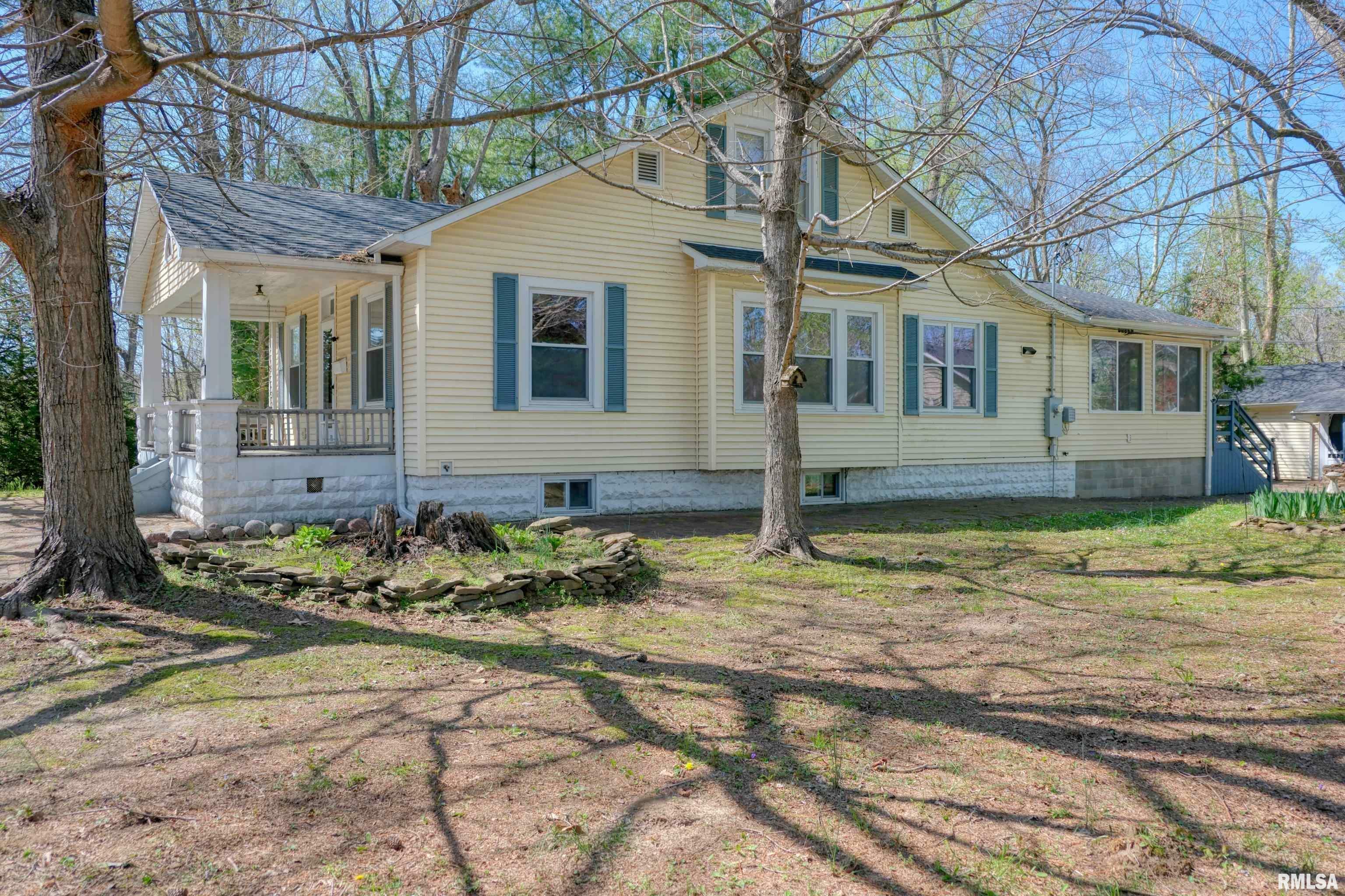 Property Photo: 2230 Walnut Street IL 62966