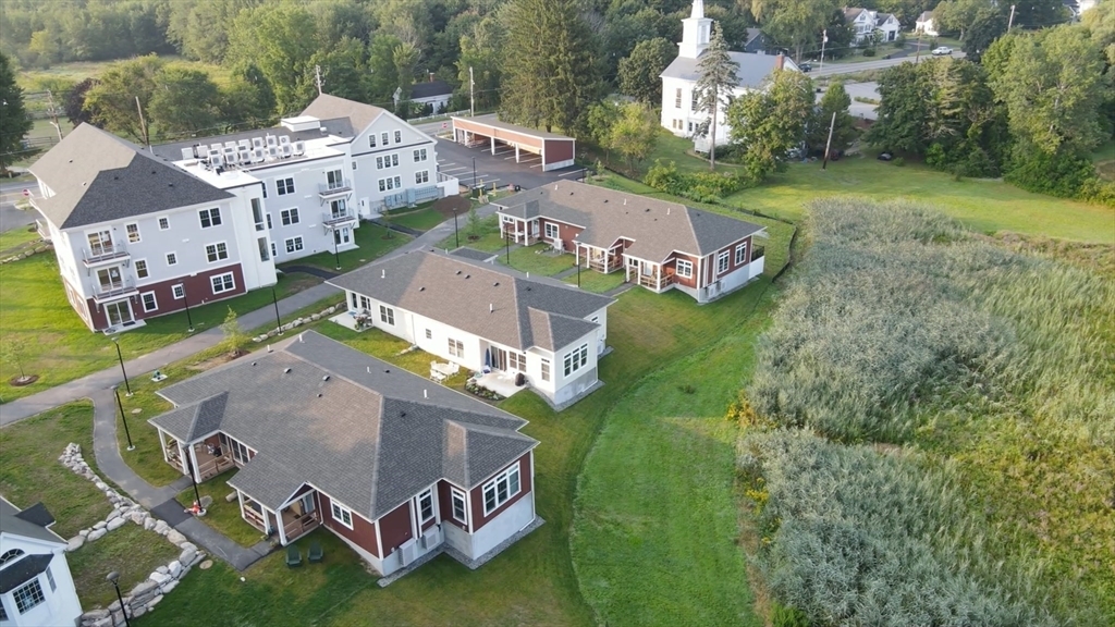 Property Photo:  336 King St 105  MA 01460 