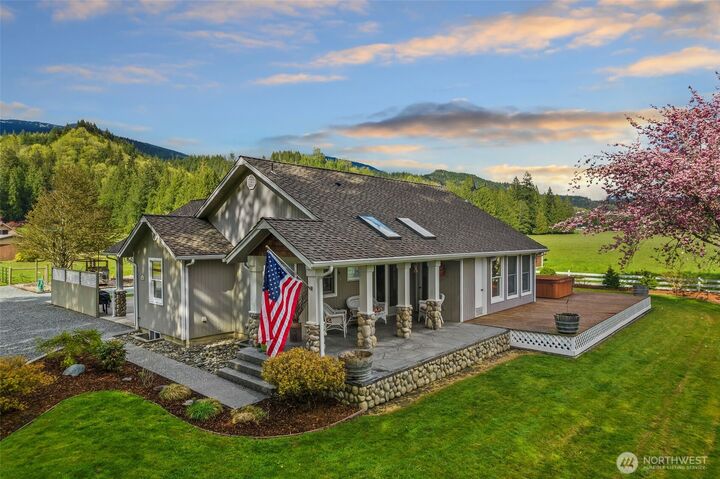 Property Photo: 7095 N Wilde Road WA 98237
