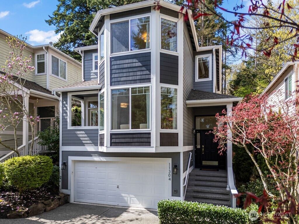 Property Photo:  11304 NE 117th Street 70  WA 98034 