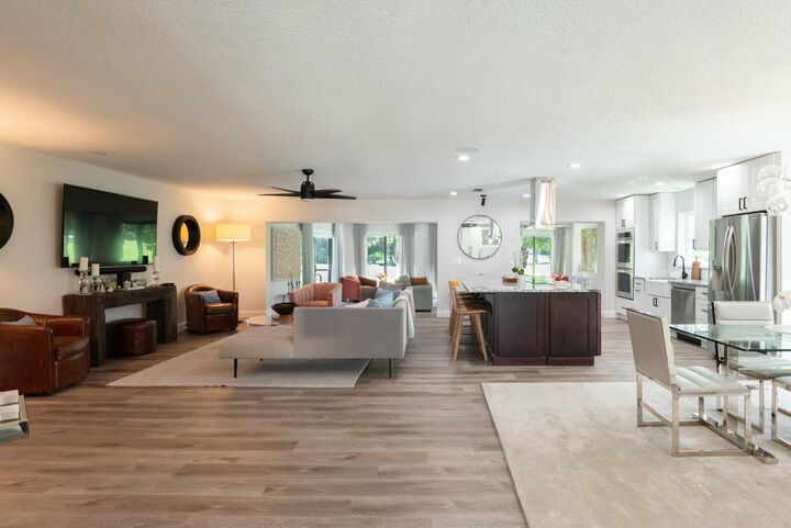 Property Photo: 2831 SE Fairway W FL 34997
