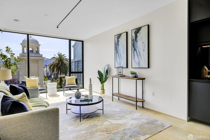 Property Photo: 241 10th Street 302 CA 94103