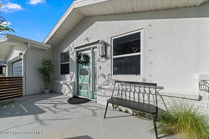 Property Photo:  216 Cynthia Lane  FL 32937 