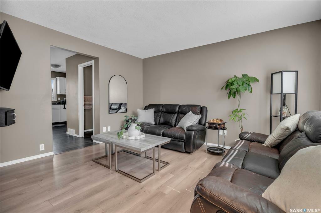Property Photo: 3760 Cormorant Drive E SK S4N 7R8