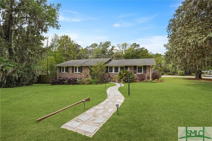 Property Photo: 241 Kensington Drive GA 31405