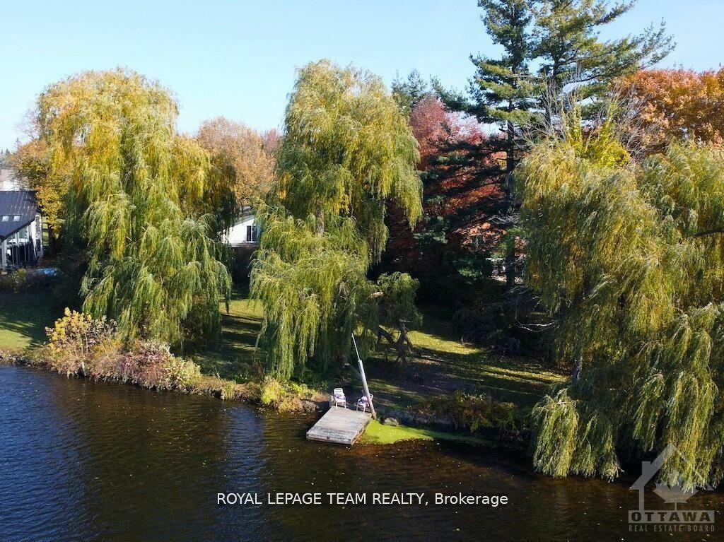 Photo de la propriété: 2322 Summerside Drive ON K4M 1B4