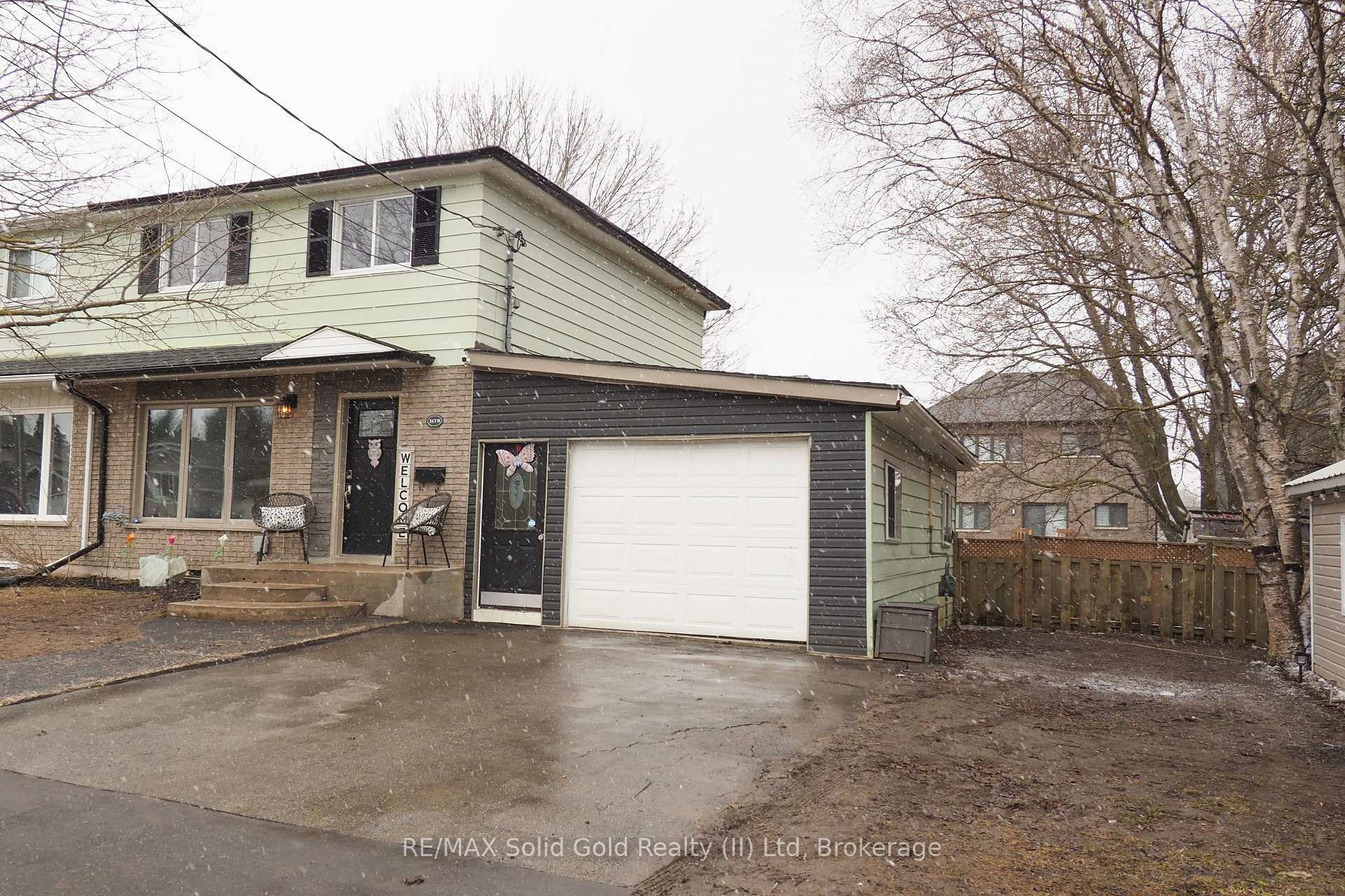 Property Photo: 317 Domville Street B ON N0G 1A0